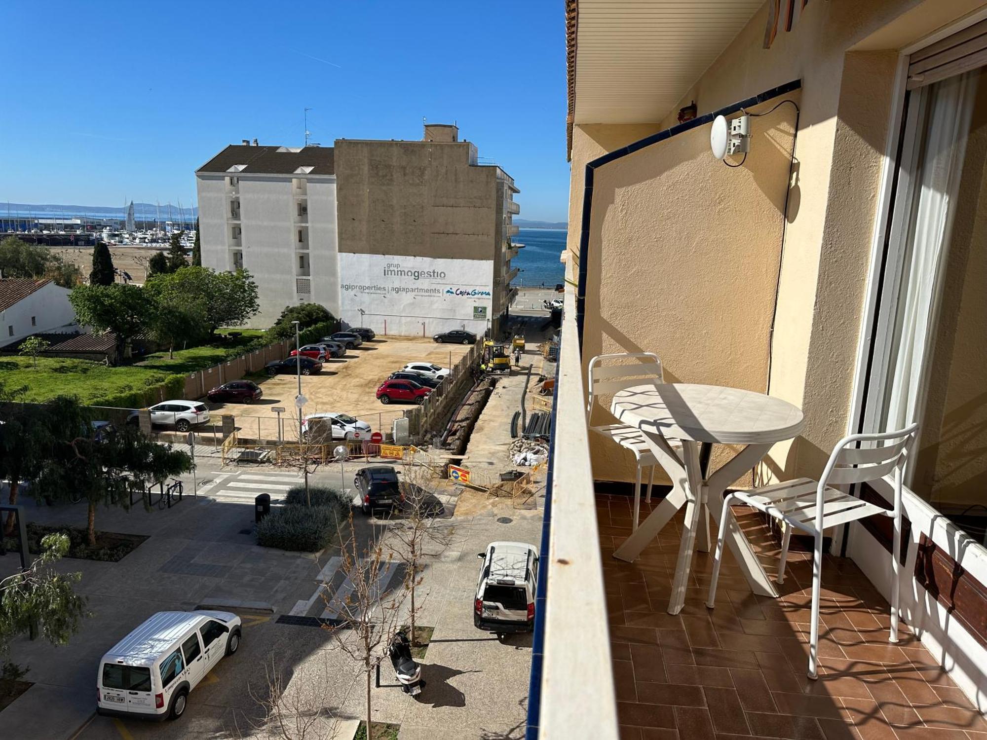 Agi Llotja Plazza Apartment Roses Ngoại thất bức ảnh